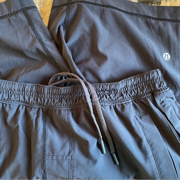 Lululemon short - Picture 5 of 5
